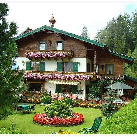 Landhaus Teufl Bed and Breakfast Faistenau Eksteriør billede