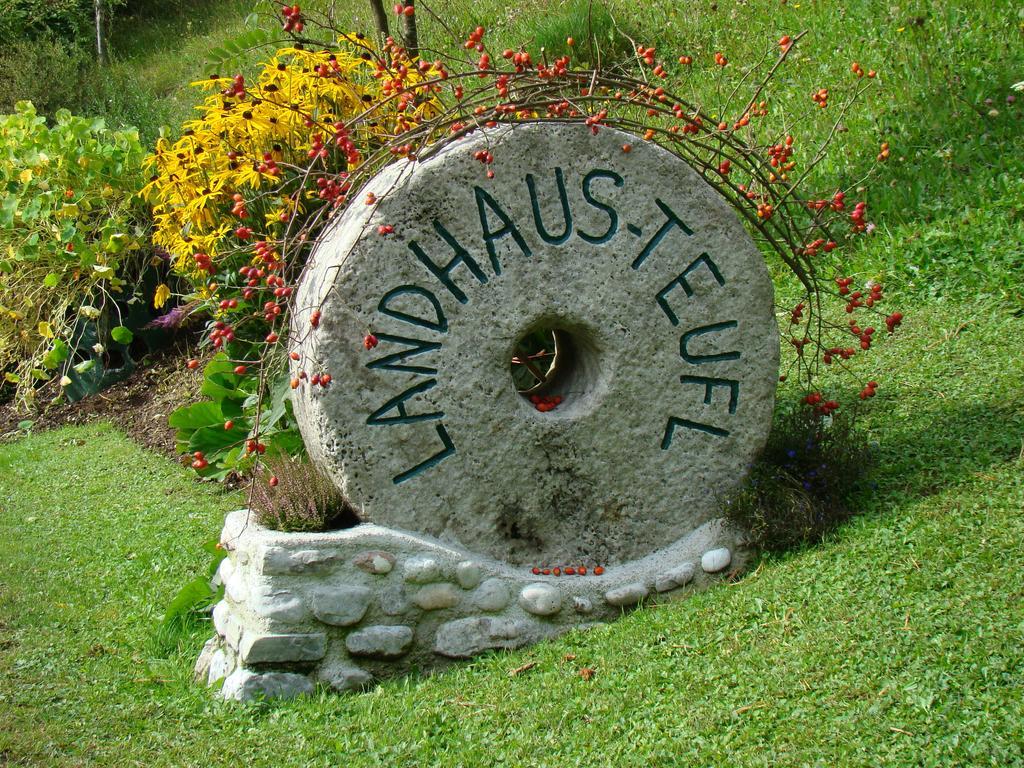 Landhaus Teufl Bed and Breakfast Faistenau Eksteriør billede